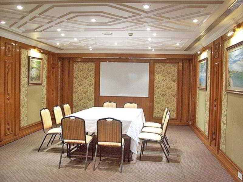 Comfort Inn Sunset Ahmedabad Exterior foto
